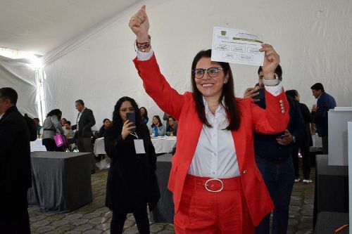 De ganar, mi primera acción será escuchar a los que se sienten ignorados: Laura Benhumea